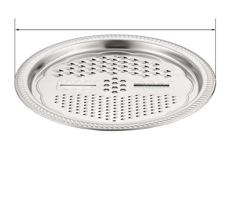 🥔🚫 BEPERKTE TIJD 50% KORTING! Stop met het vegen van rondslingerende schillen! Deze RVS raspkom vangt alles direct op, heeft 3 snijkoppen en een vingerbescherming – schoon aanrecht, blije kok.