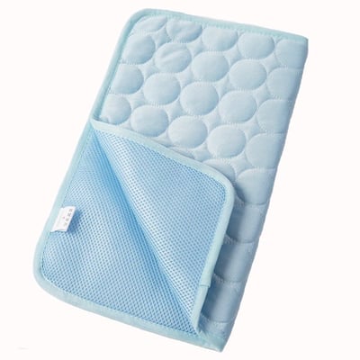 🐶🧊 50% KORTING! Stop met je hijgende huisdier op de hete vloer! ❄️ Zelfkoelende Huisdiermat – Altijd Koel & Comfortabel 💙