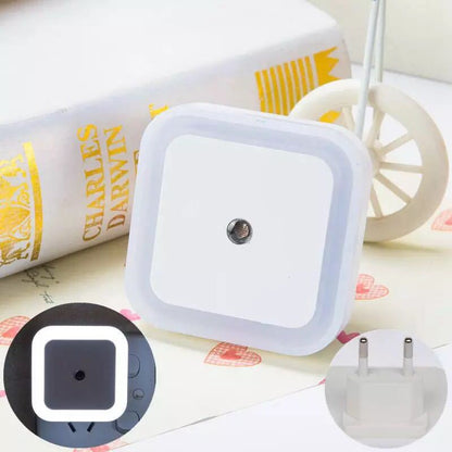 🌞Fris De Lente In Met 50% Korting!✨ LED Slimme Nachtlampje met Lichtsensor – Automatisch & Energiebesparend | Zacht Oogvriendelijk Licht!