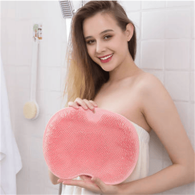 🚿🦶 Koop 2, krijg 1 gratis! Nooit meer een onbereikbare rug of ruwe voeten! Deze douche scrubber met massagepad reinigt je rug én voeten diep – antislip, ergonomisch en klaar voor elke douche. 50% KORTING!
