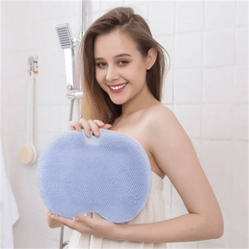 🚿🦶 Koop 2, krijg 1 gratis! Nooit meer een onbereikbare rug of ruwe voeten! Deze douche scrubber met massagepad reinigt je rug én voeten diep – antislip, ergonomisch en klaar voor elke douche. 50% KORTING!