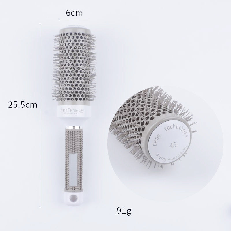 ✨ Waarom zou je föhnen zonder resultaat? Deze geventileerde borstel laat warme lucht door de cilinder stromen en helpt je haar in kleine secties vormgeven. Salonwaardig volume, elke keer.